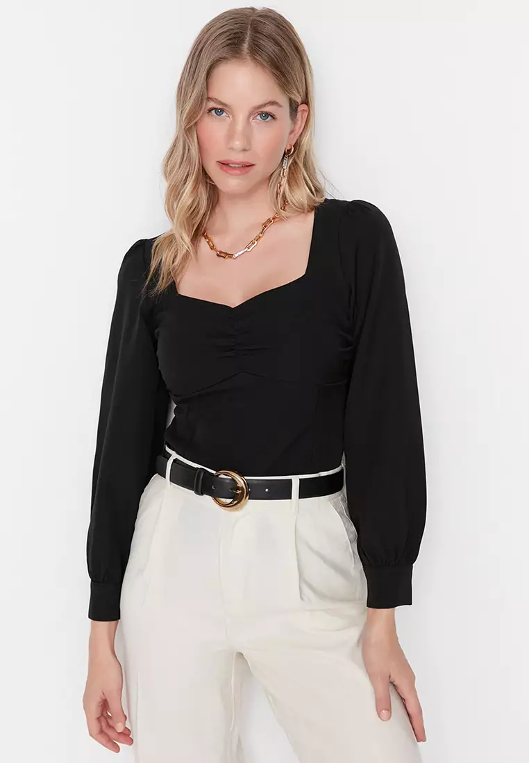 Sweetheart Neck Balloon Sleeve Blouse