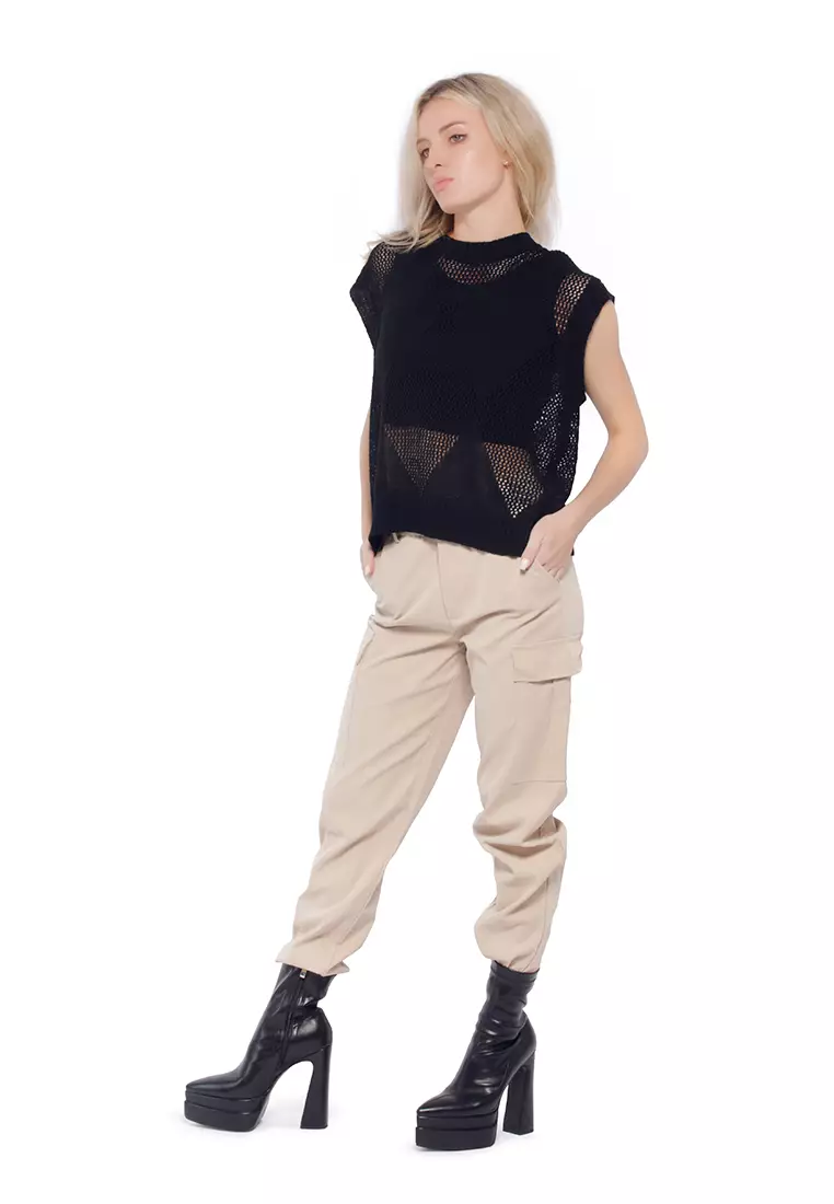 Black Knitted Sleeveless Top