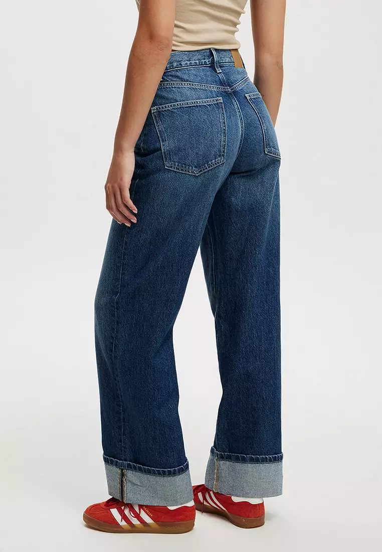 Loose Cuff Jeans