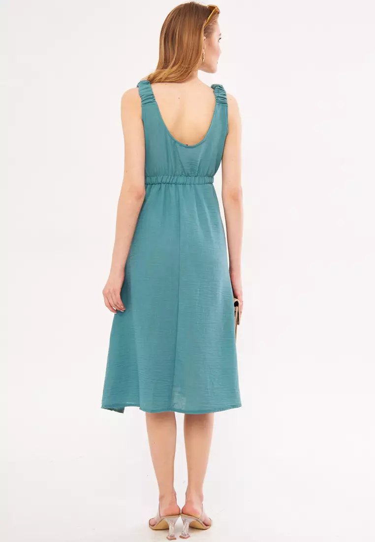 Pockets Detail Midi Dress