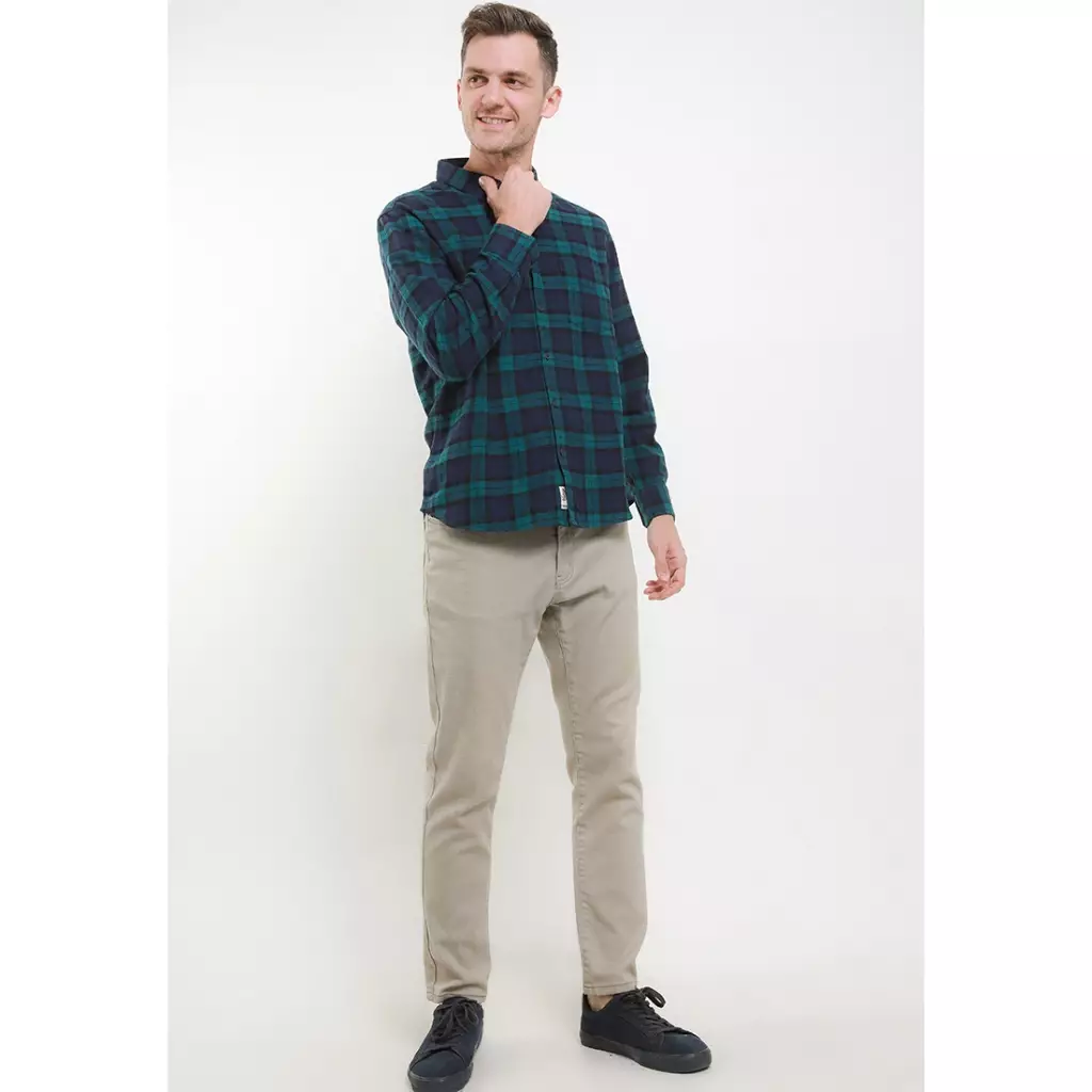 TRIPLE Kemeja Flanel Lengan Panjang Slim Fit (LS 512 GRN) - Green