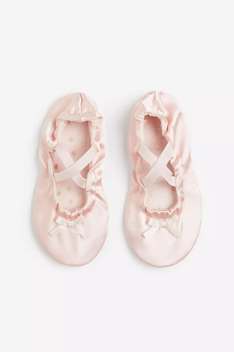 Discount on H&m  shoes - SKU: Satin Ballet Shoes