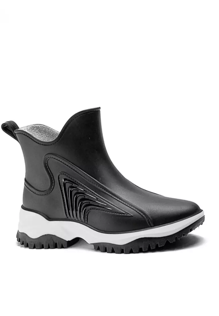 Discount on Twenty Eight Shoes  shoes - SKU: VANSA Stylish Contrast Short Rain Boots VSW-R43