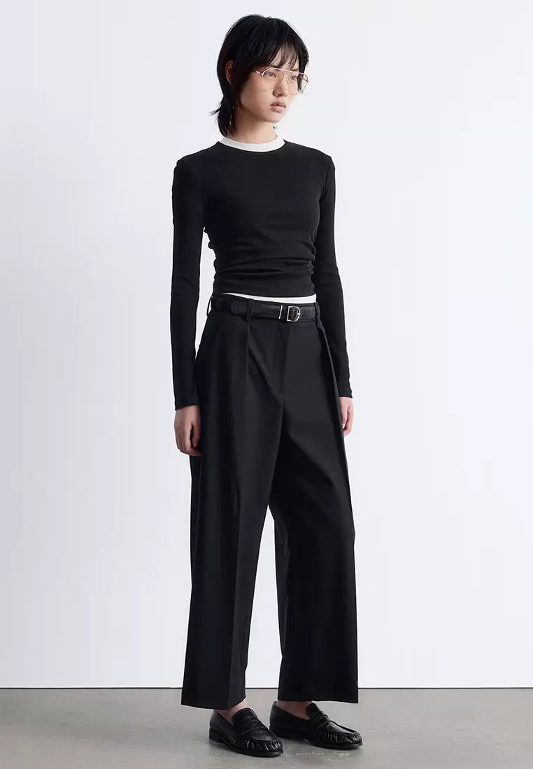 Ribbed Long-Sleeves Top