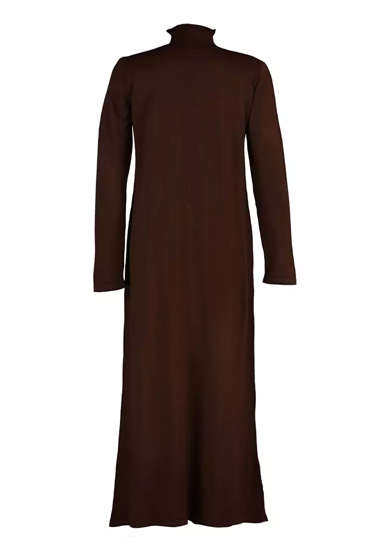 MODEST Turtleneck Sweater Dress