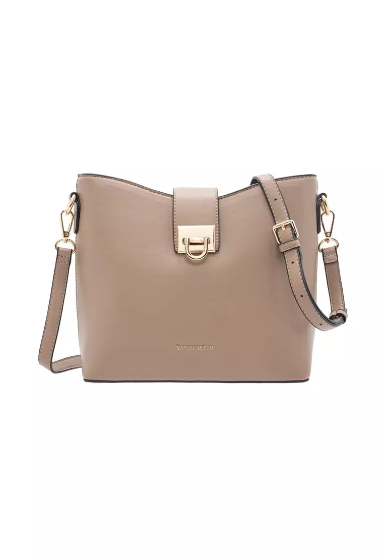 Lancaster polo outlet sling bag
