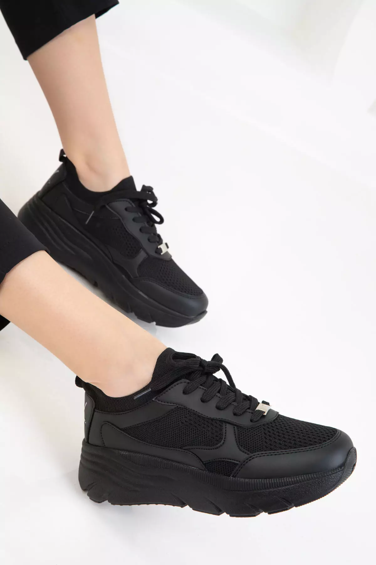 Black-Black Women's Sneaker 20628