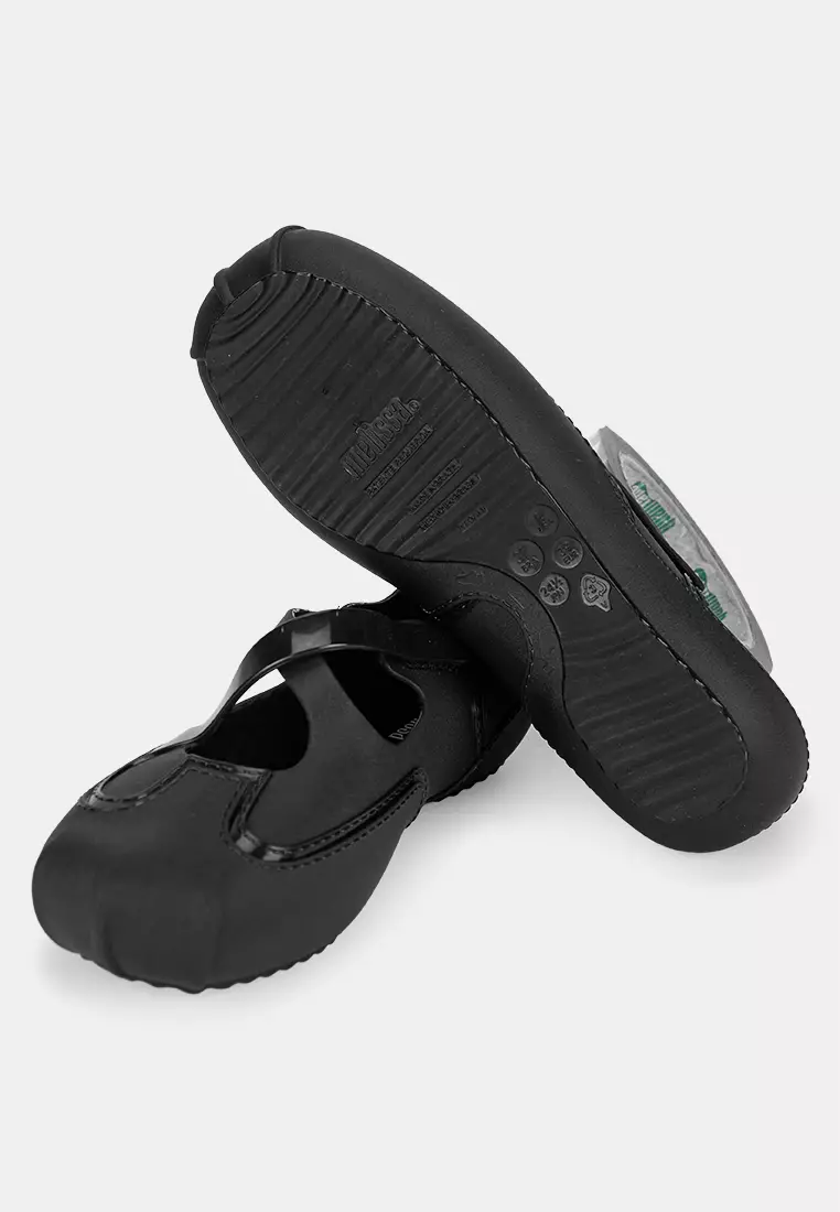 Aira Flats