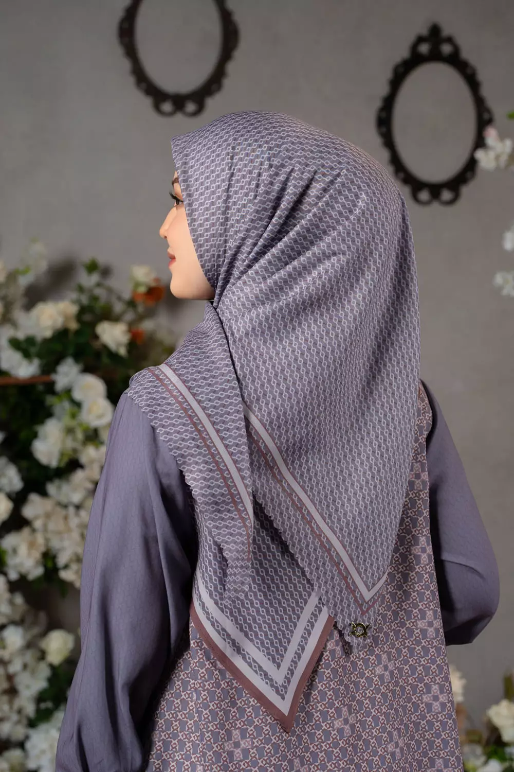 Klamby - Romely Scarf Ungu Salvia