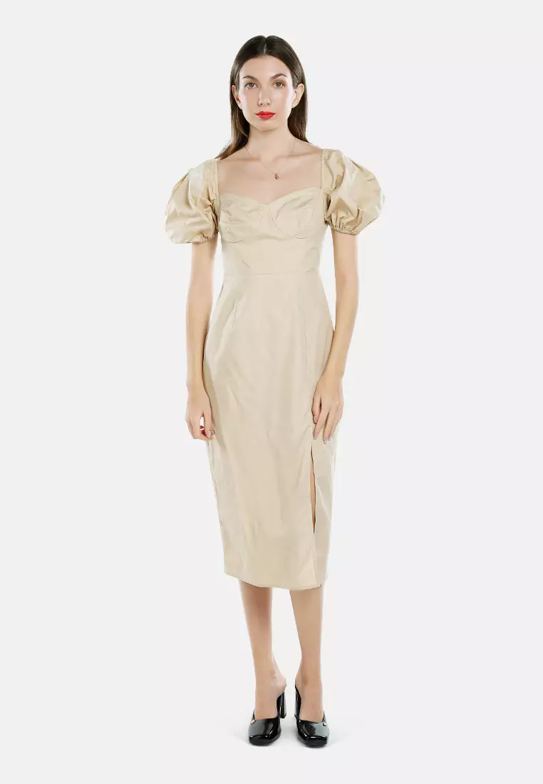 Gaun Celah Lengan Puff Warna Tan