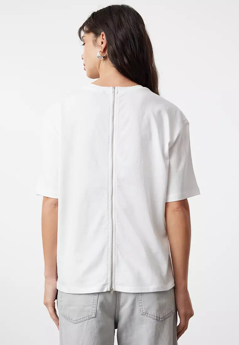 Zipper Detailed T-Shirt