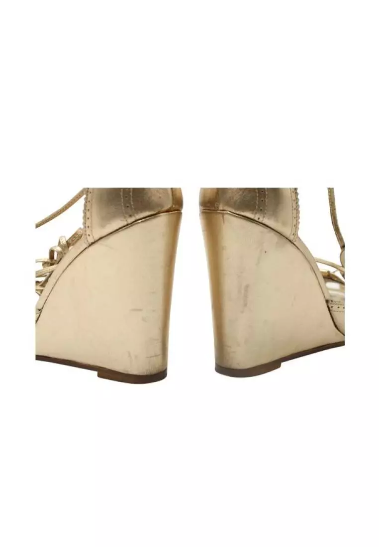 Gold 2025 metallic wedges