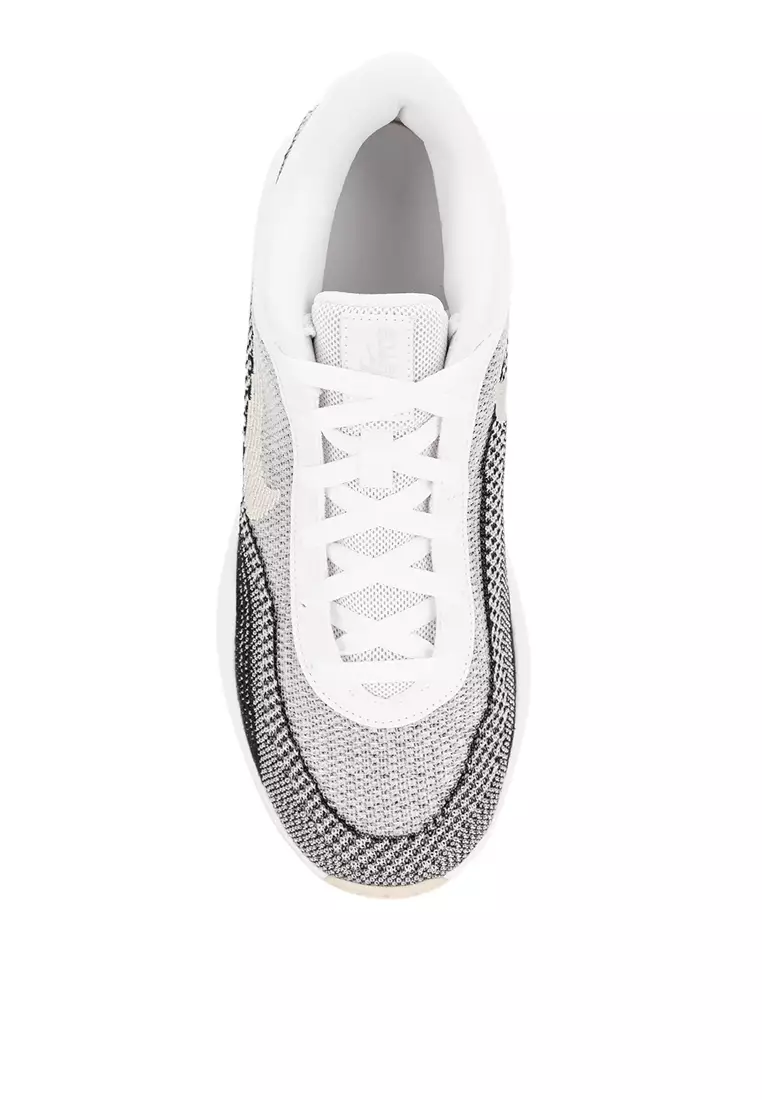 「さやか」Nike Hustle Academy EP Nike Unisex G.T. Hustle Academy Basketball Shoes | SportChek