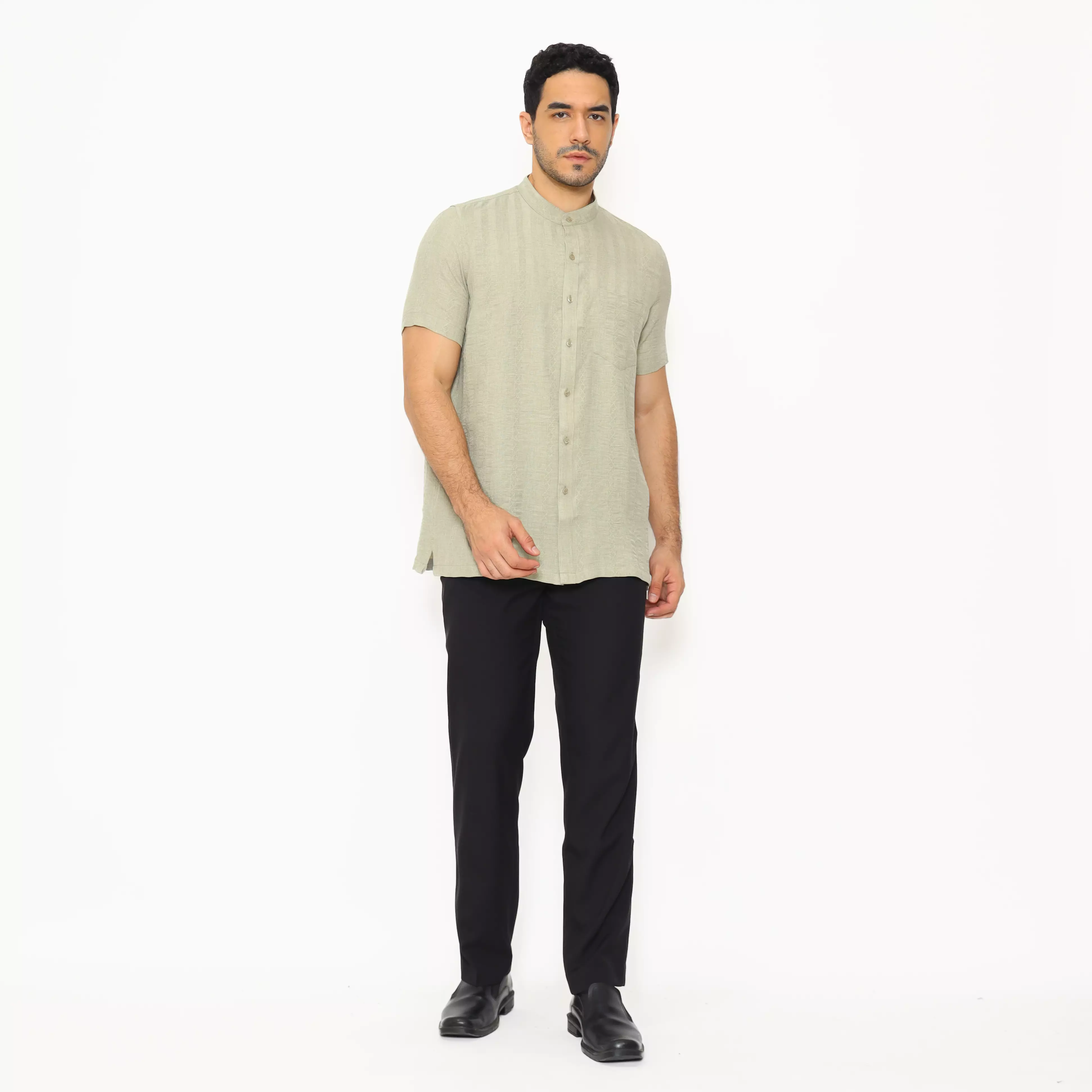 LAWELL DAFFA-S Baju Koko Pria Lengan Pendek Regular Fit Kerah Mandarin Polyester Premium Warna Sage Green