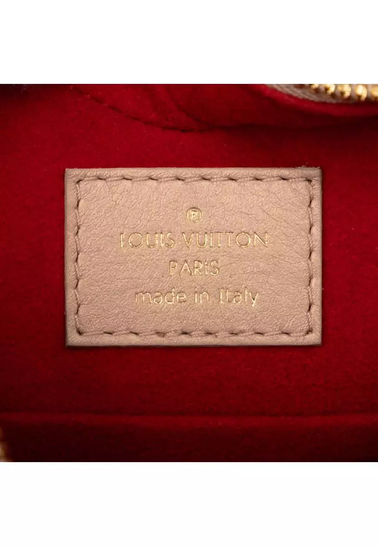 Pre-Loved Louis Vuitton Monogram Embossed Lambskin Fall In Love Sac Coeur