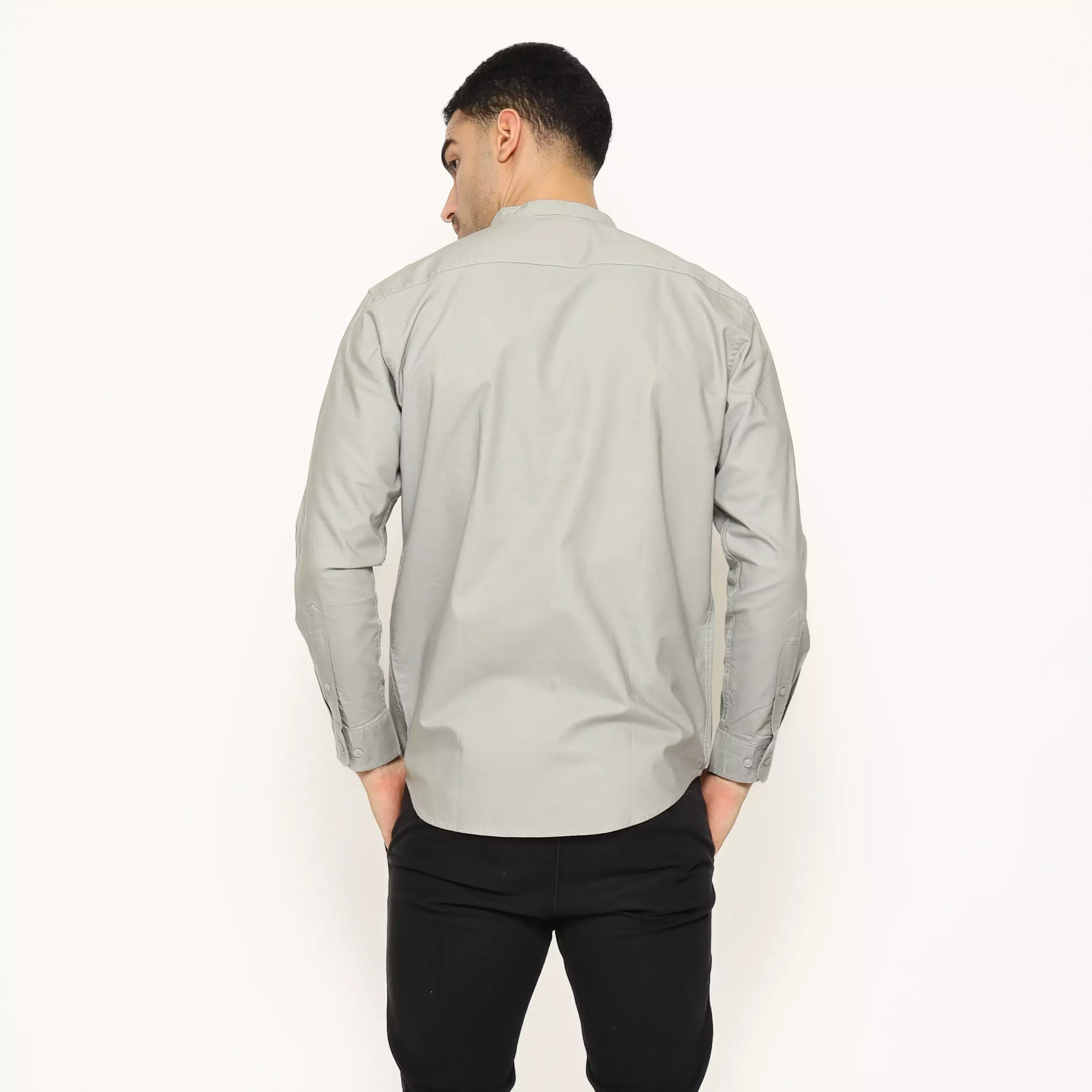 Schoeller Baju Koko Pria Lengan Panjang Warna Light Grey | SHQKCLKKQO102QCTNQNM