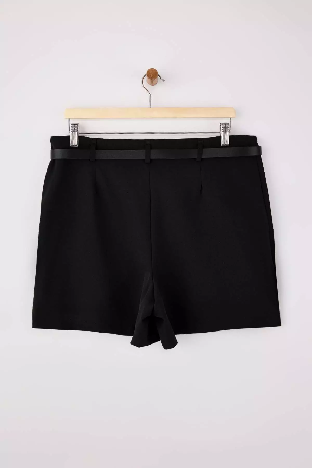 Black Belted Mini Plus Size Woven Shorts Skirt Shorts & Bermuda Tbbaw26Ap00010