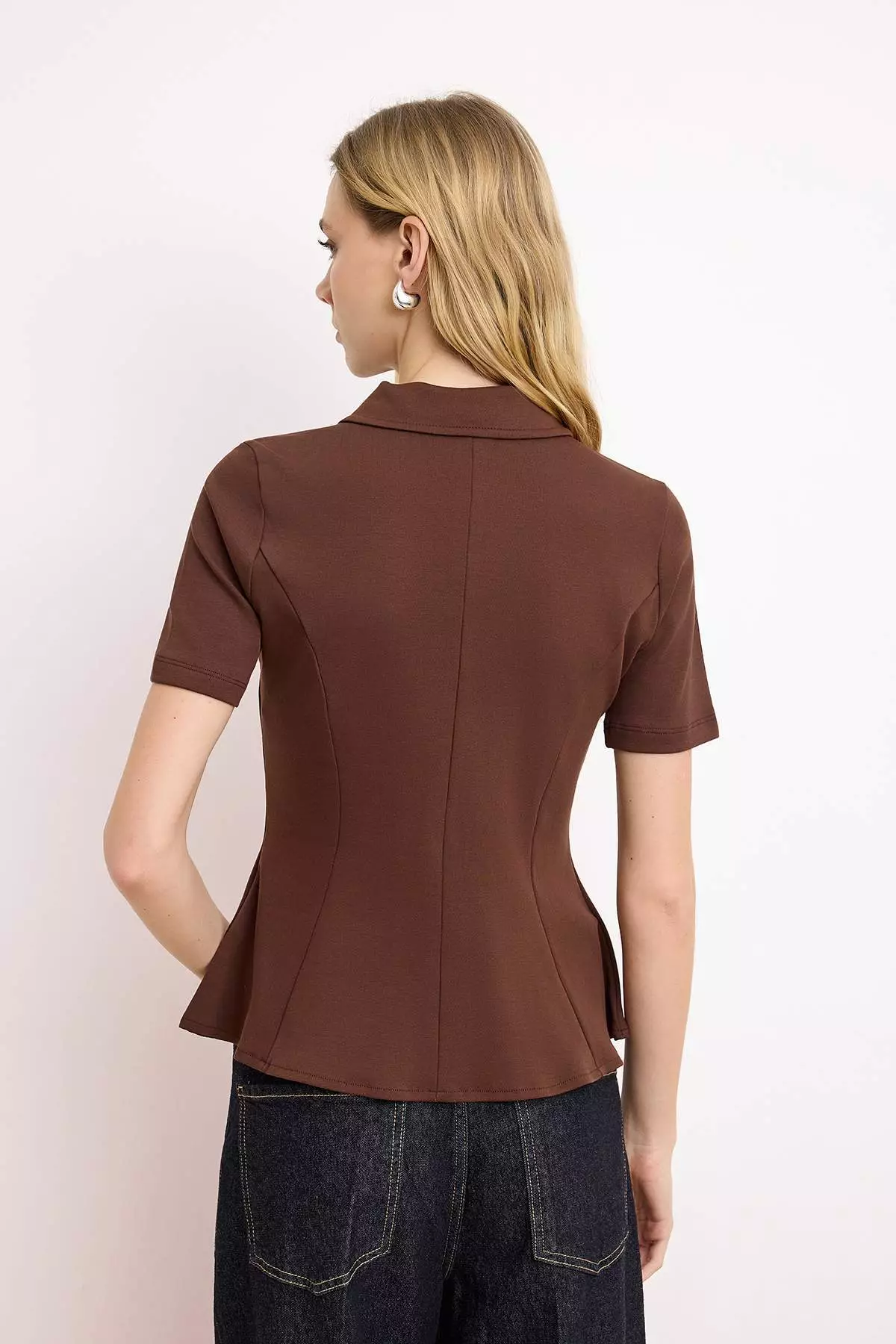 Dark Brown Peplum Polo Neck Half Placket Zipper Short Sleeve Interlock Knitted Blouse Twoss26Bz64