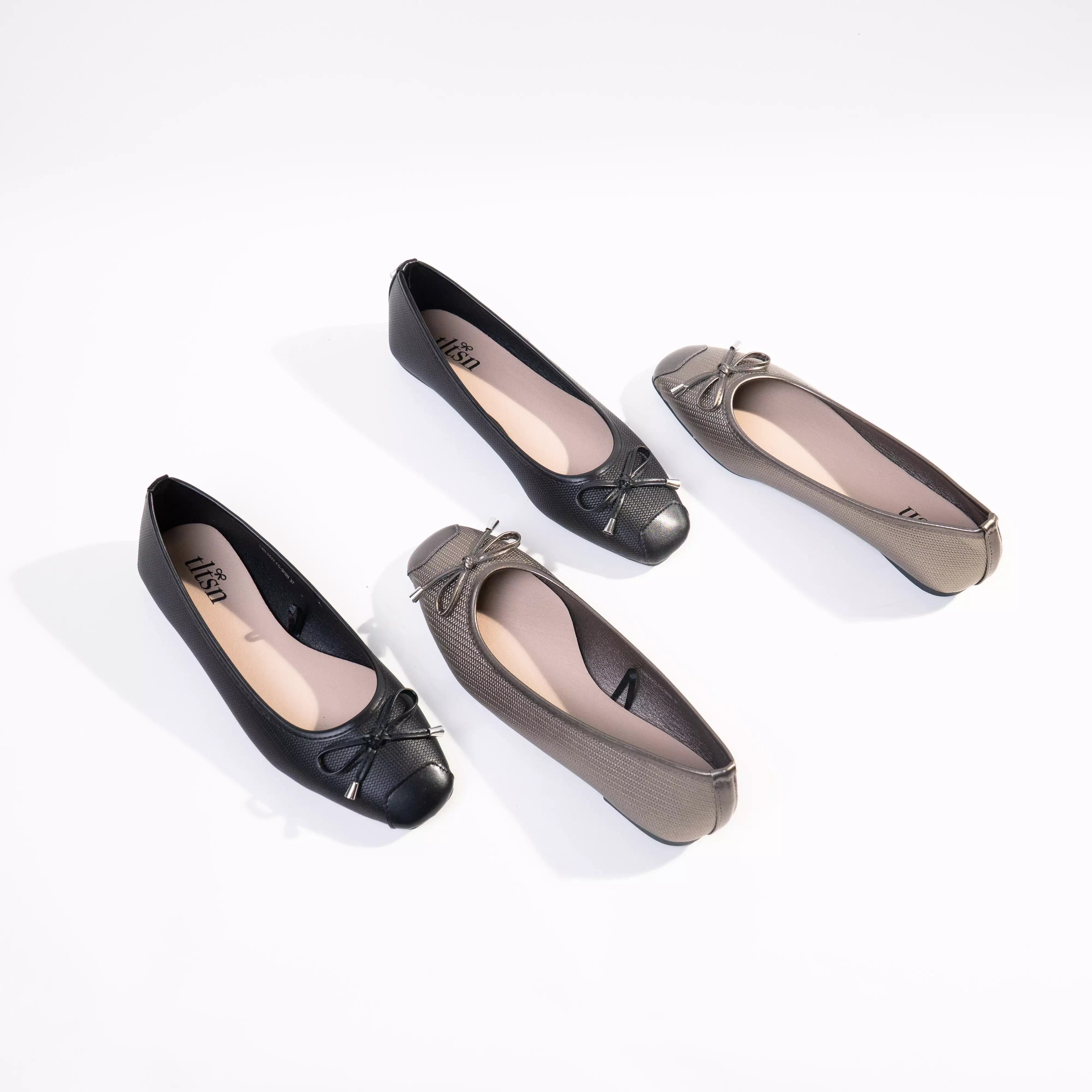 The Little Things She Needs - SHIN [Online Excusive] Flatshoes Sepatu Wanita BLACK