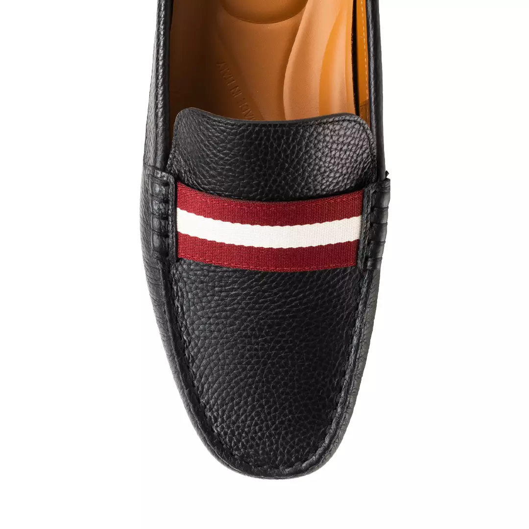 Clay Driver in Grained Leather - Black