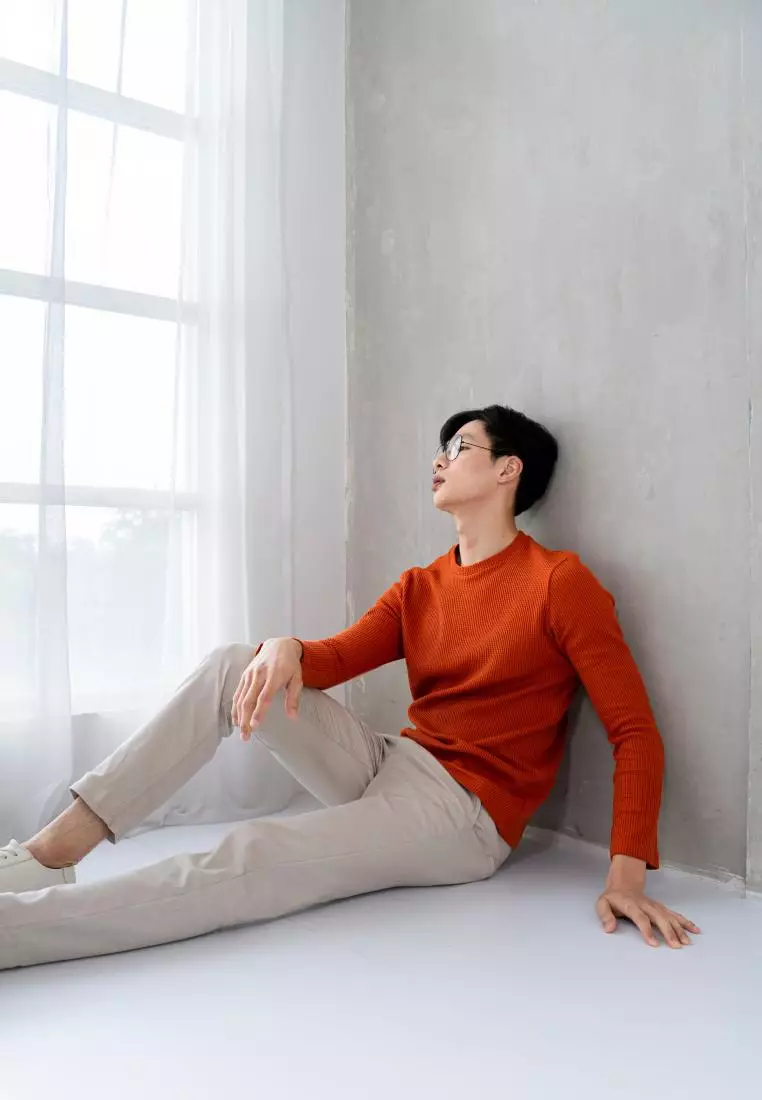 Kale Raffle Dark Terracotta / Kaos Polos Tekstur Lengan Panjang Pria / Unisex