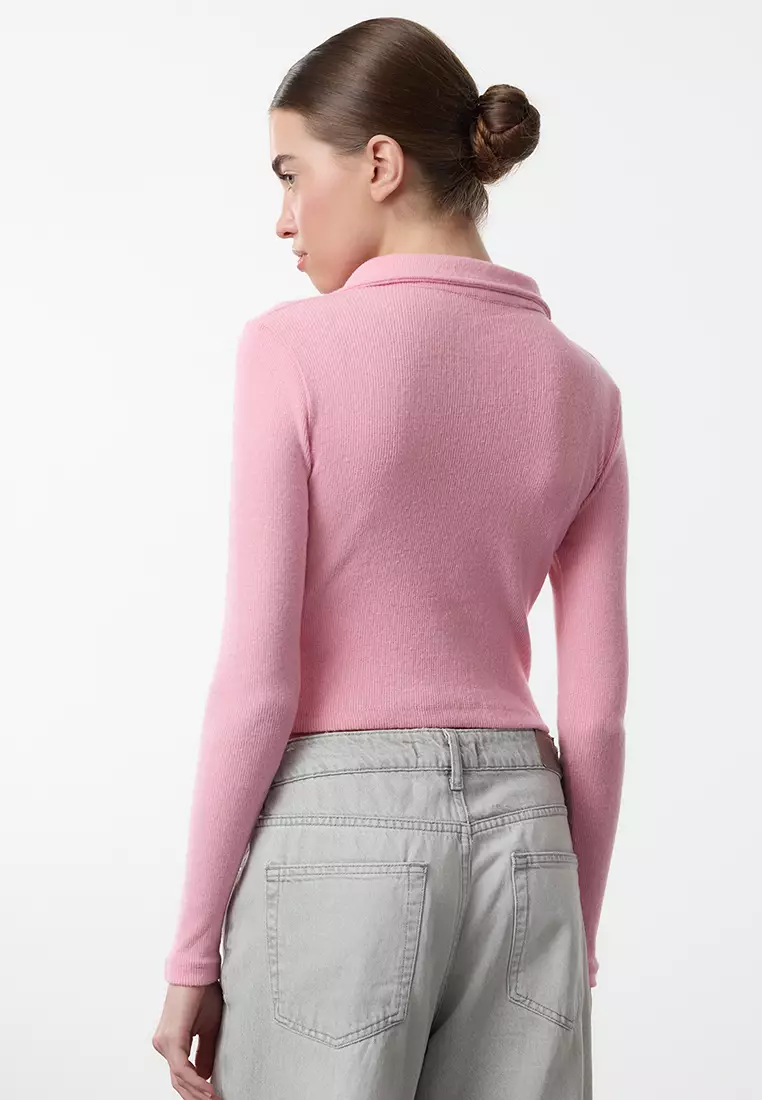 Button Detail Crop Knitted Top