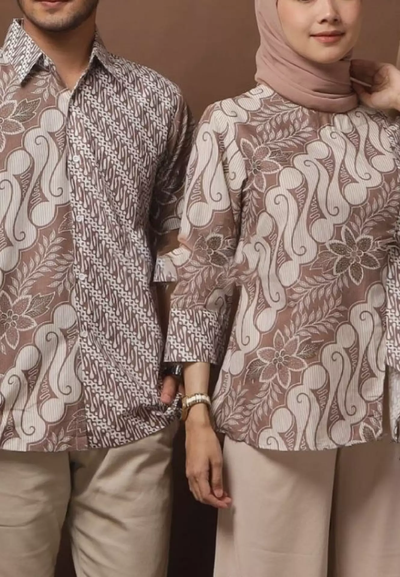 Sumitra Coklat Kemeja Batik Pria Premium Elegant Lengan Pendek B.K