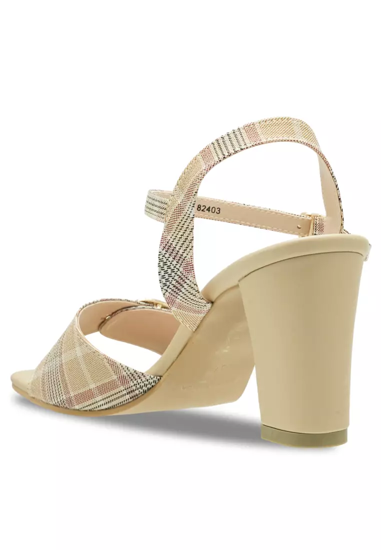 Women Fashion Heels - 240290167