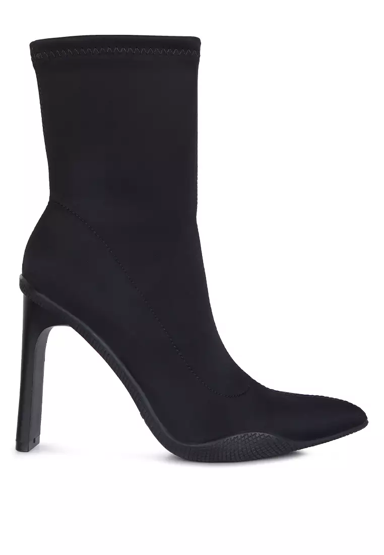 Pointed Heel Ankle Boots in Black