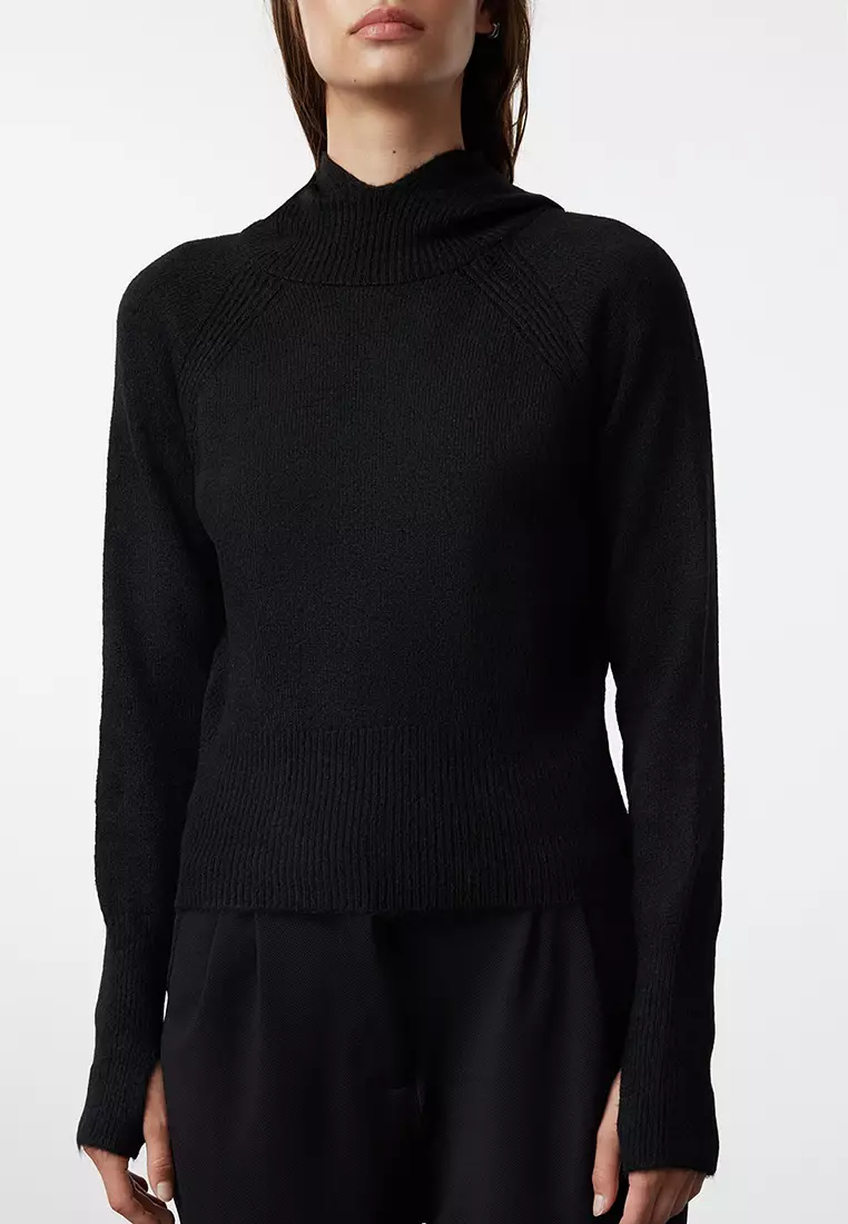 Raglan Sleeves Hooded Jumper