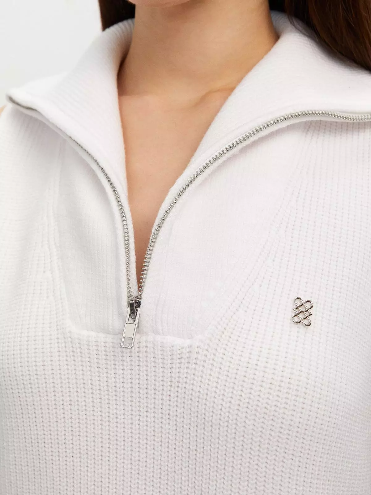 Zipper Sleeveless Knitted Top - White