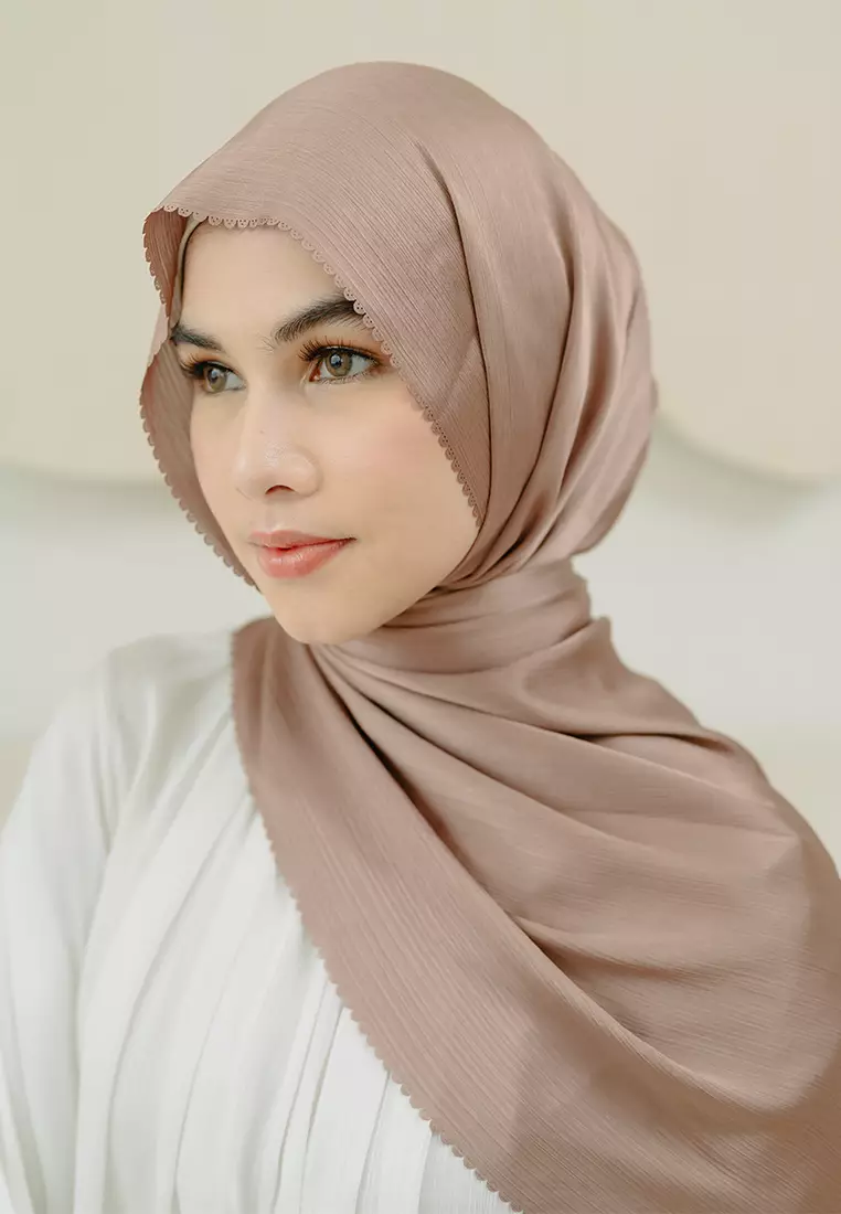 Rayya Lasercut New Series Hazelnut