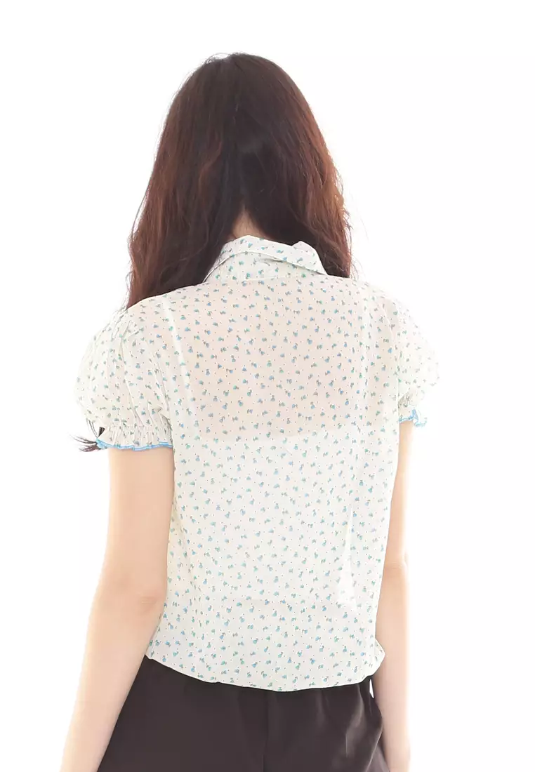 Ruffle Printed Collar Top in Light Green