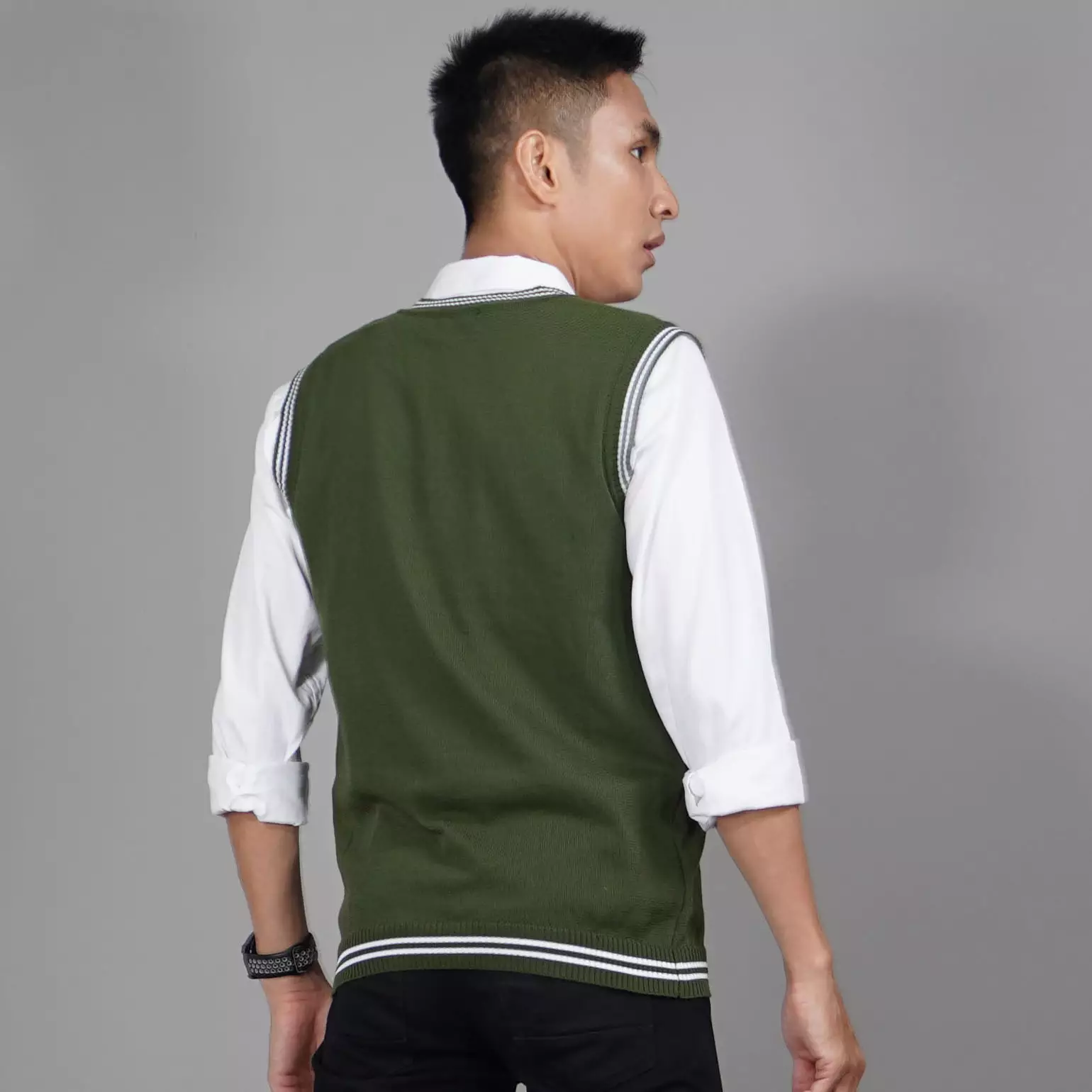 Rompi Rajut Pria Knit Vest Rompi Pria Gaya Korea Knit Outer Korean Style - ARMY