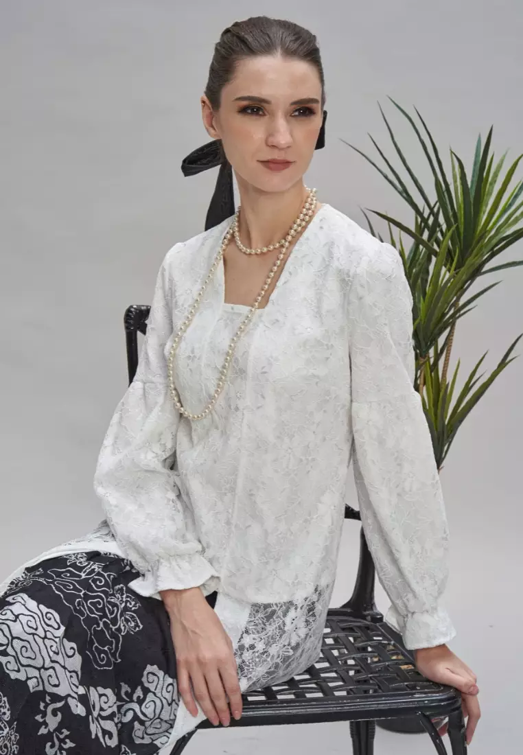 Loveaisyah White Lace Long Kebaya Top with Puff Sleeves