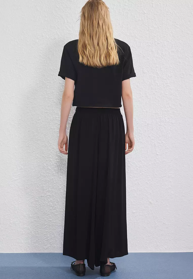 Black Elastic Waist Soft Comfortable Fabric Wide Leg Extra Wide Leg Woven Trousers TWOSS25PL00103