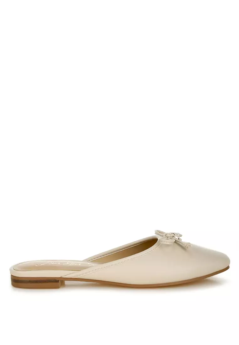 Discount on London Rag  shoes - SKU: Bow Slip-On Flat Mules in Beige