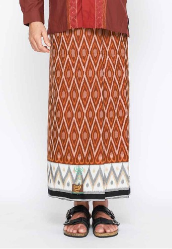 Jual Bhs Sarung Bhs Royal Gold Motif Ikat Border Dua Warna Coklat Putih Original Zalora Indonesia