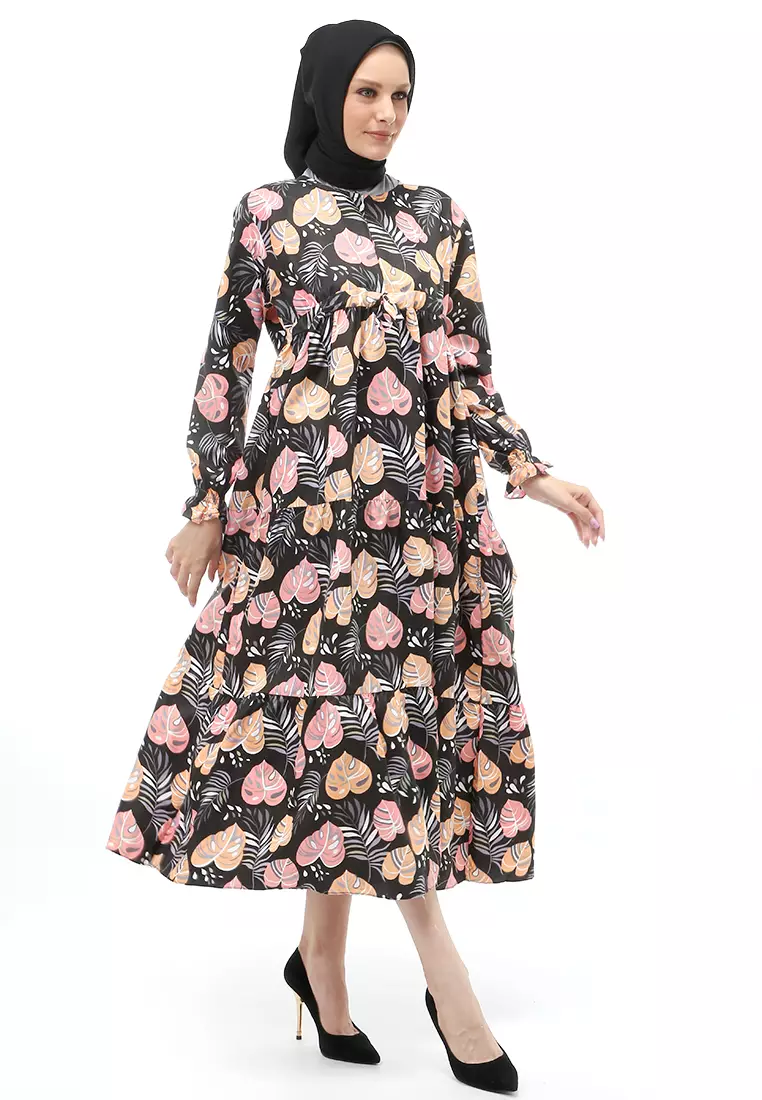 Zahra Gamis Muslimah Wanita Motif Daun Love Long Sleeve Comfortable To Wear - Black