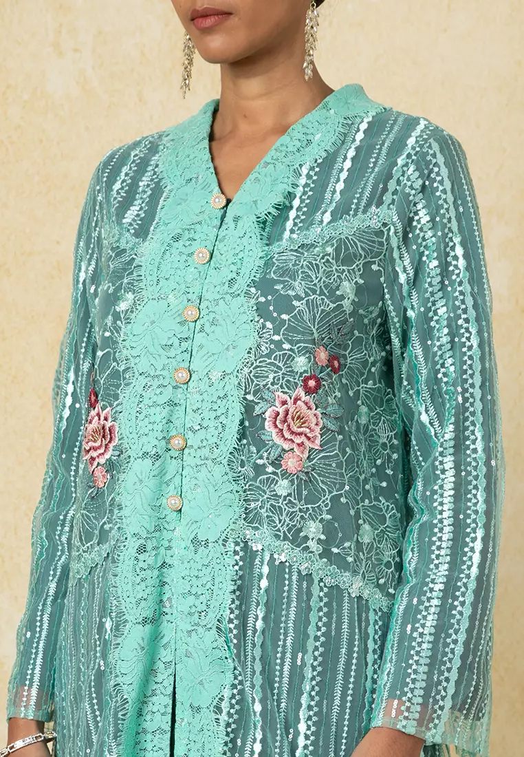 Cenderawasih Kebaya Labuh Set