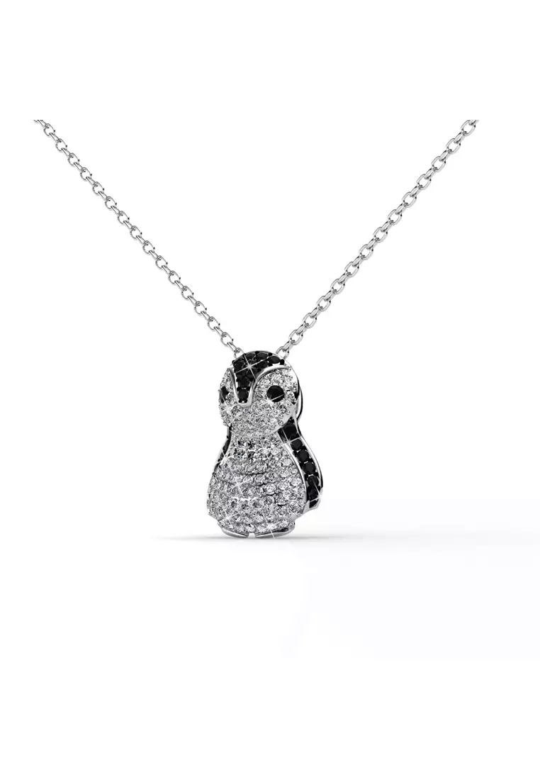 Gold deals penguin pendant