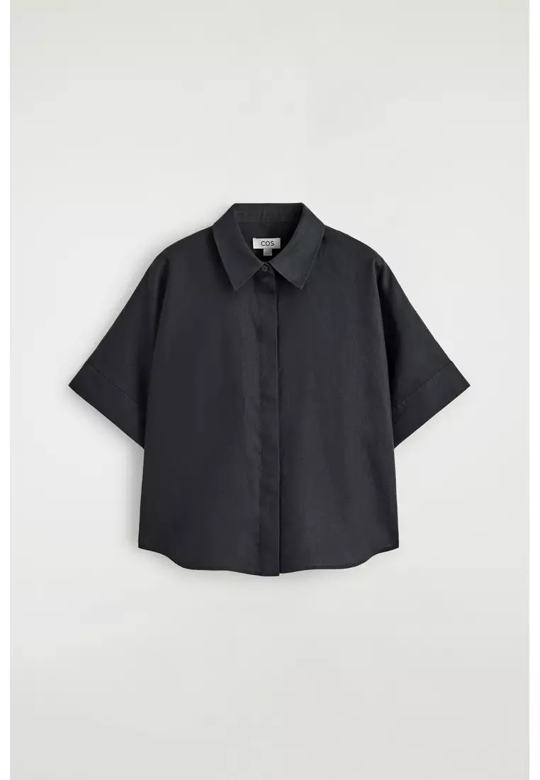 OVERSIZED SHORT-SLEEVED LINEN SHIRT