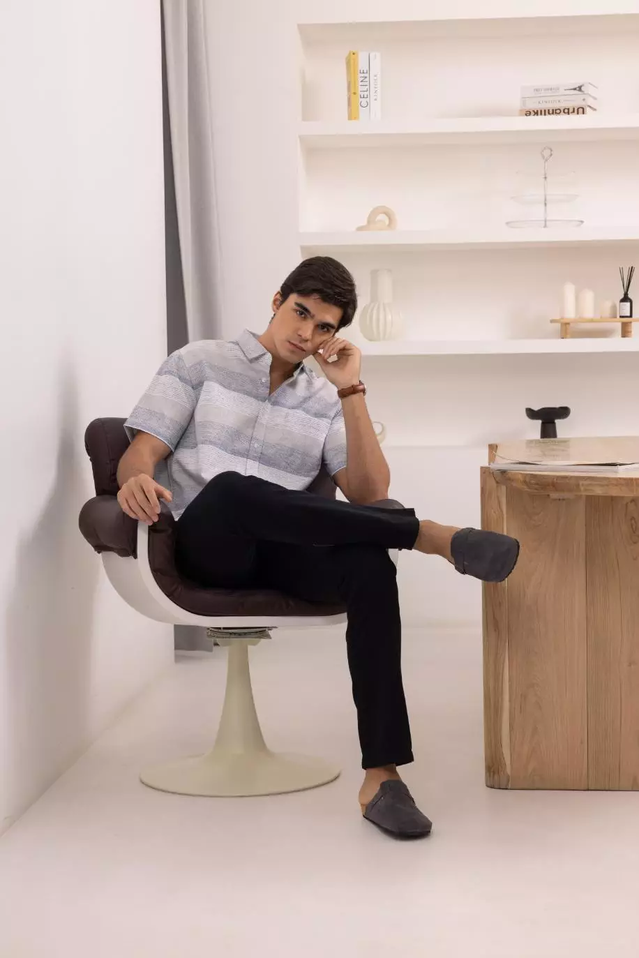 POLICE Kemeja Yarndyed Abu Cream Regular Fit Pria