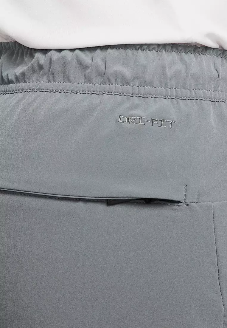 Dri-FIT Unlimited Men's Tapered Leg Versatile Pants