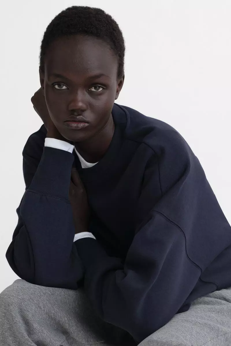 Oversized sweatshirt