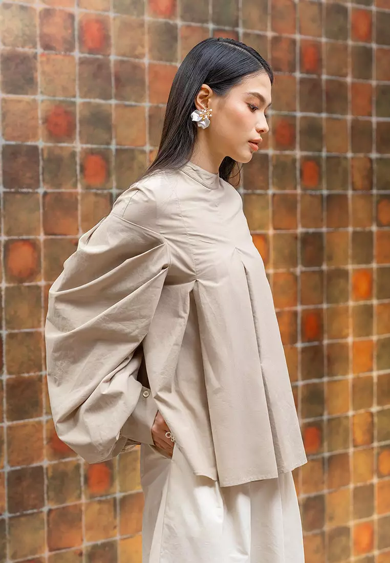 Kami Mahira Puff Sleeve Top Khaki