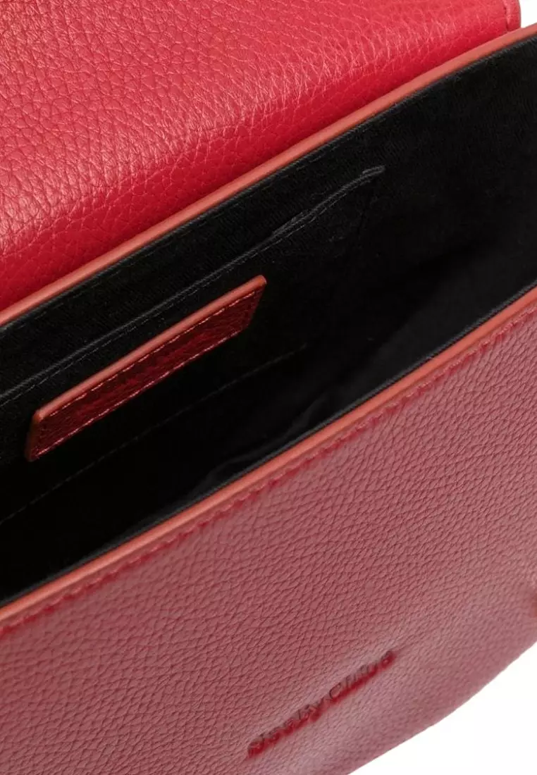 Mara Crossbody Bag in Dreamy Red