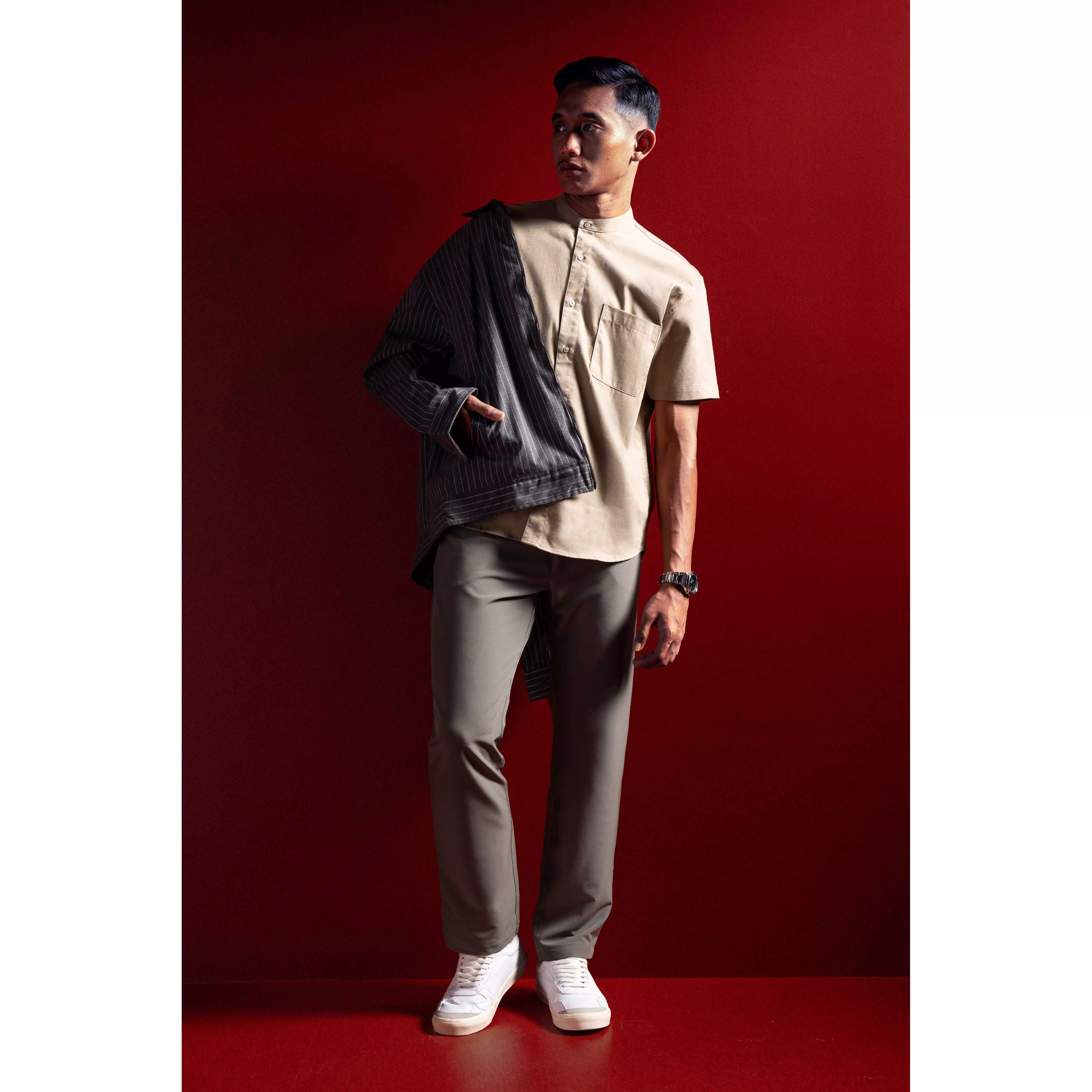 LARUSSO X Rizky Ridho - Form + Focus - Big Size Koko Ultra Soft Lengan Pendek - Twill Brown