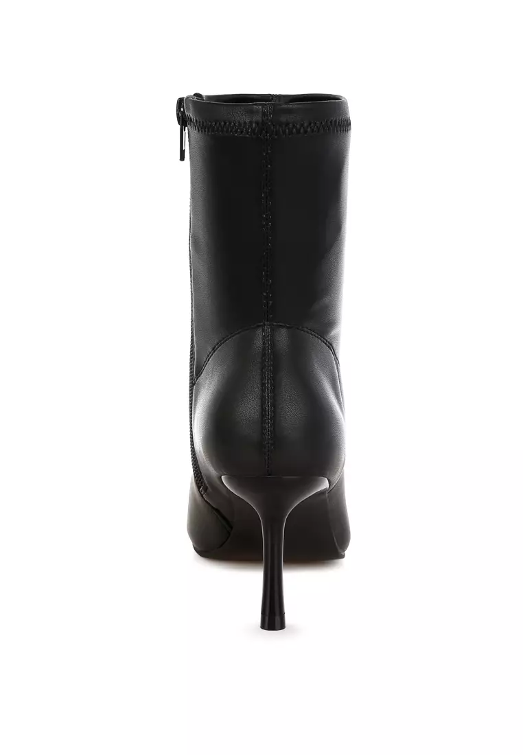 Sepatu bot hak stiletto warna hitam