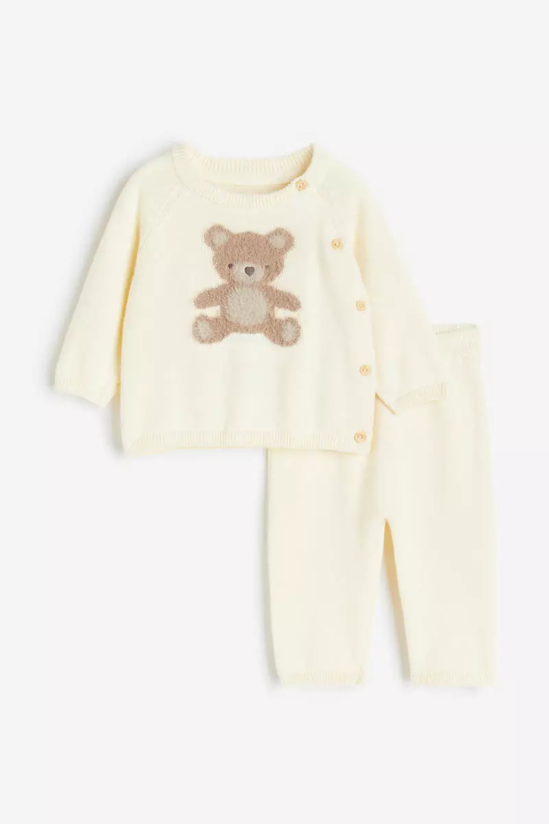 Buy H M Garment Set 2023 Online ZALORA Singapore